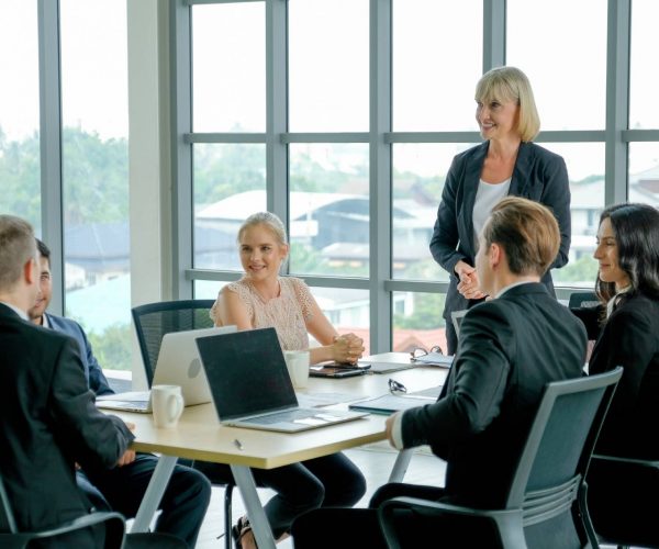 group-of-business-men-and-women-in-the-conference